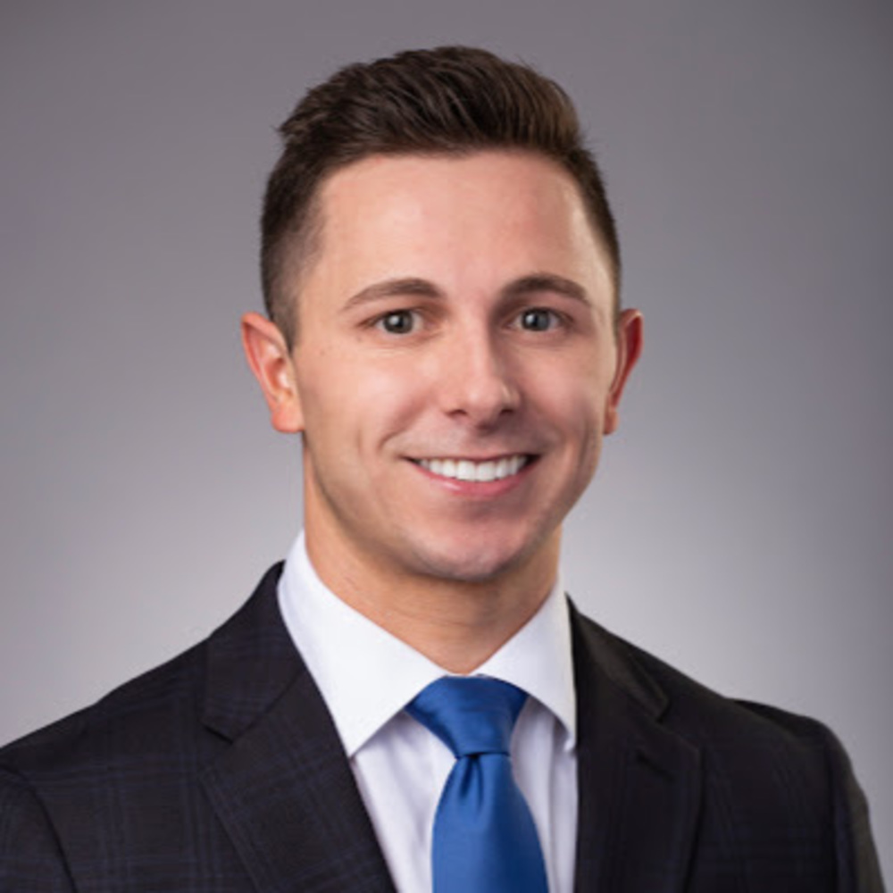 Meet your Posher, Dustin